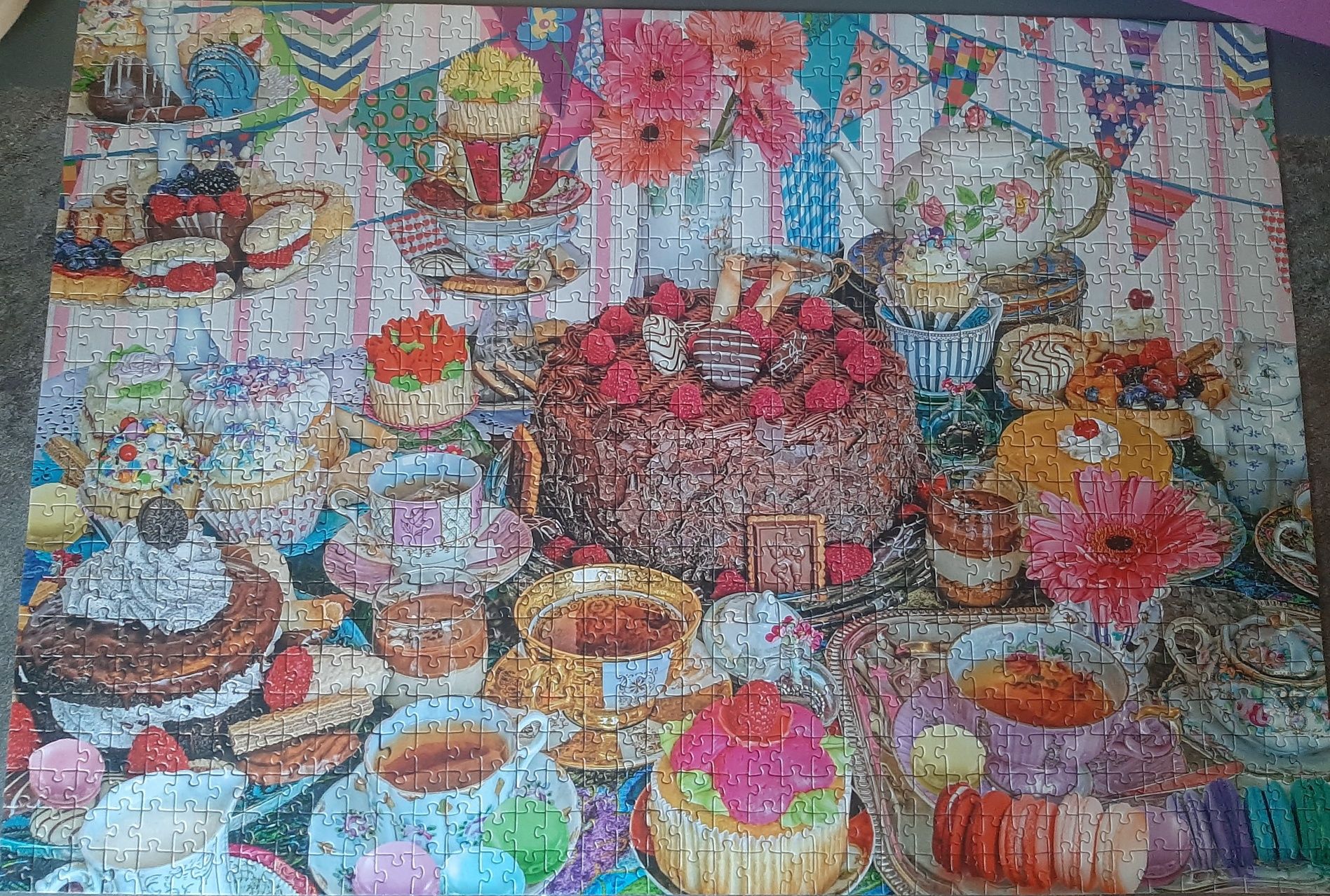 Puzzle Corner Piece 1000 - Tea Party