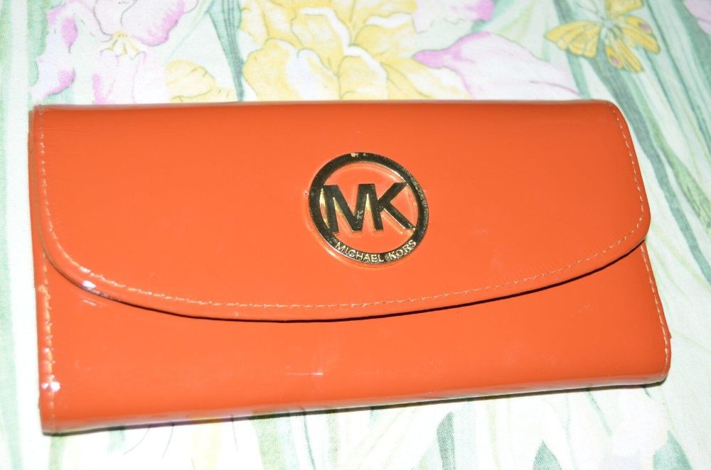 Фирменный лаковый кошелек портмоне MICHAEL Michael Kors