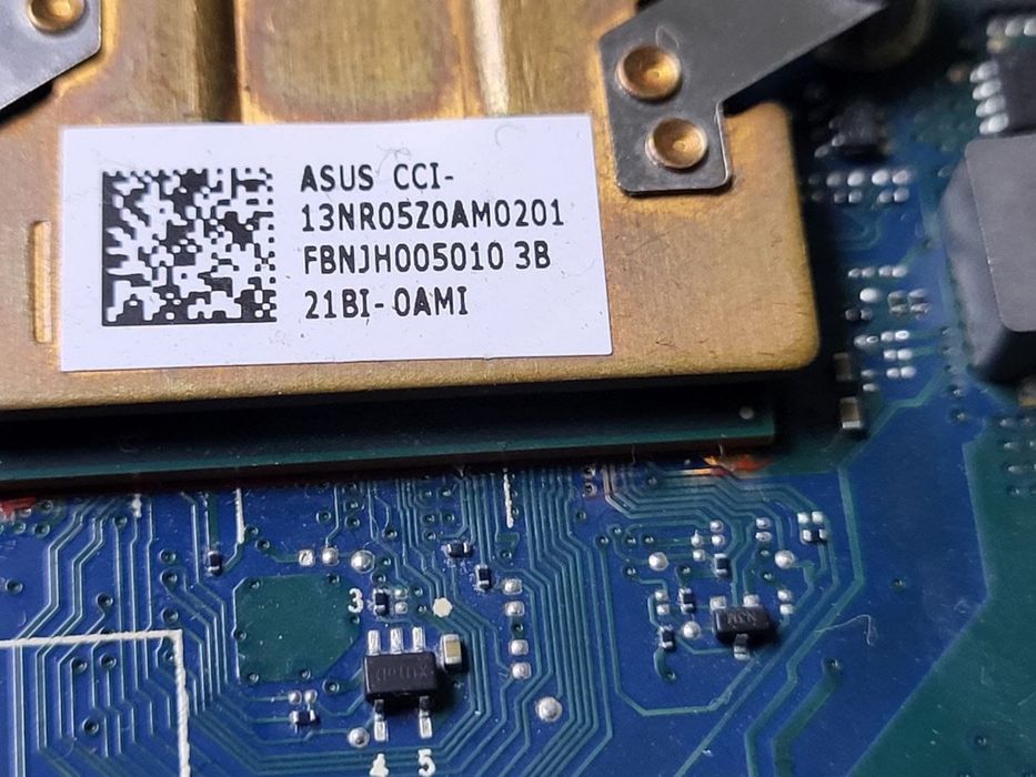 ASUS TUF Gaming F17 (модель FX706HC) материнська плата