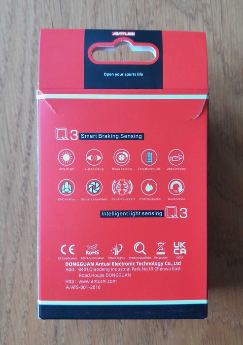 Tylna smart lampka rowerowa ANTUSI Q3