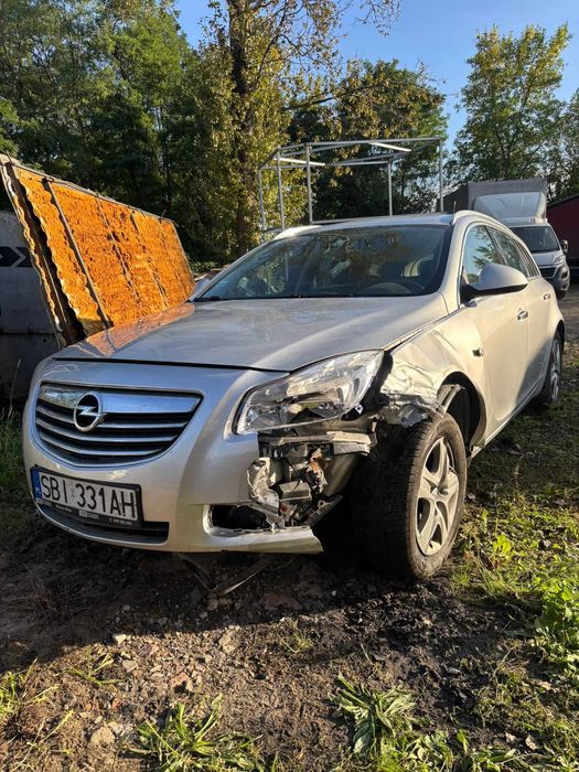 Opel Insignia 2.0 CDTI 130 km 2012r kombi po kolizji silnik sprawny