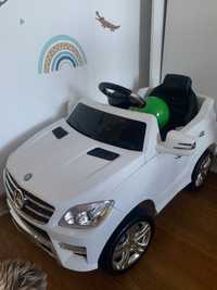 Mercedes-Benz dla dzieci na akumulator