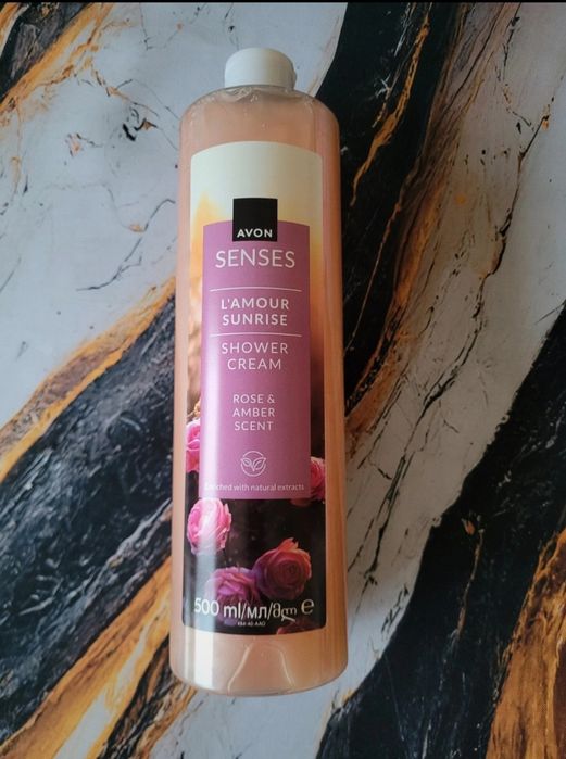 Avon kremowy żel pod prysznic 500ml Oriental Escape