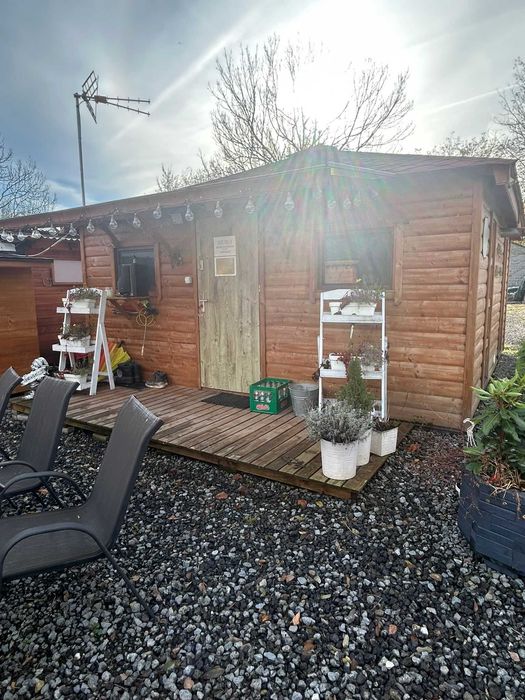 Domek 5 x 5 drewniany ocieplany w całości z podłogą całoroczny Używany