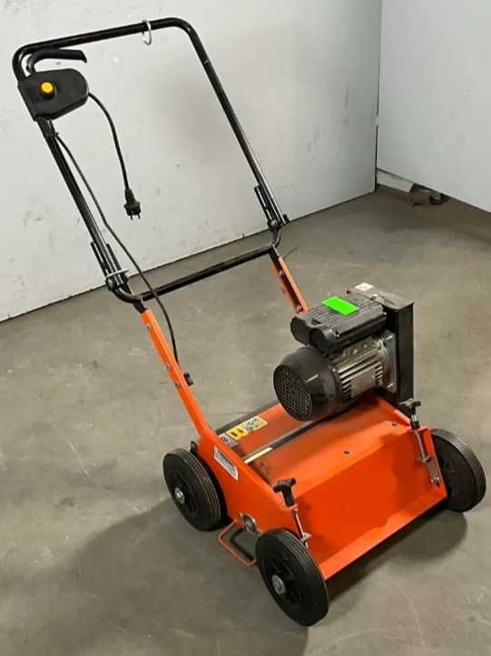 Wertykulator Aerator elektryczny do trawy ELIET