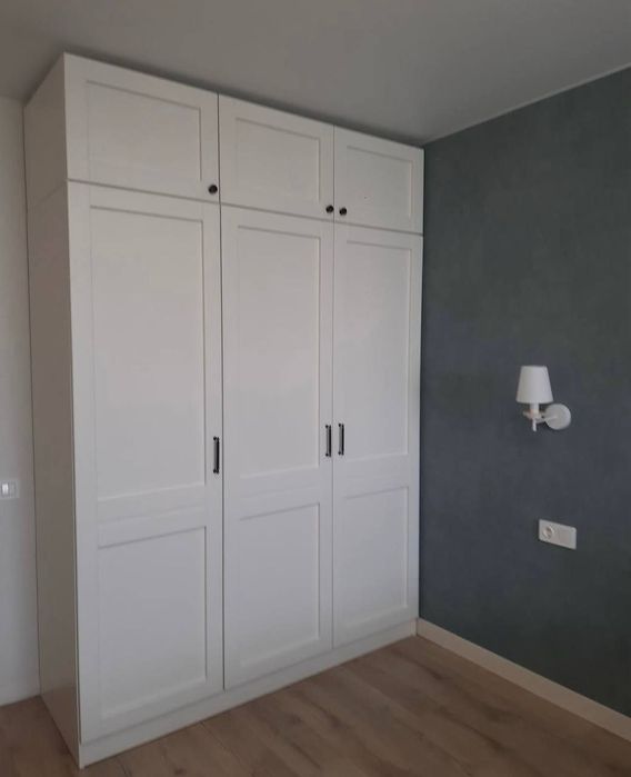 Продам шкаф мебель