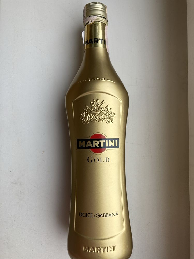 Бутилка Martini Gold Dolce&Gabbana