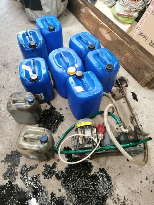 Olej warsztatowy stary