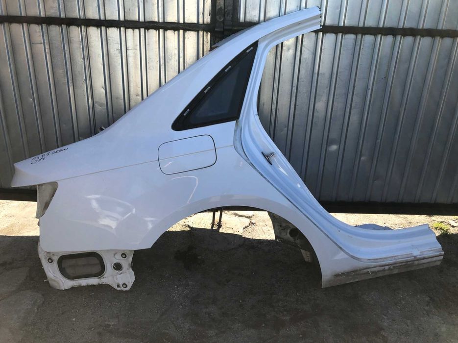 Четверть крыло кузов Audi A4 B9 разборка