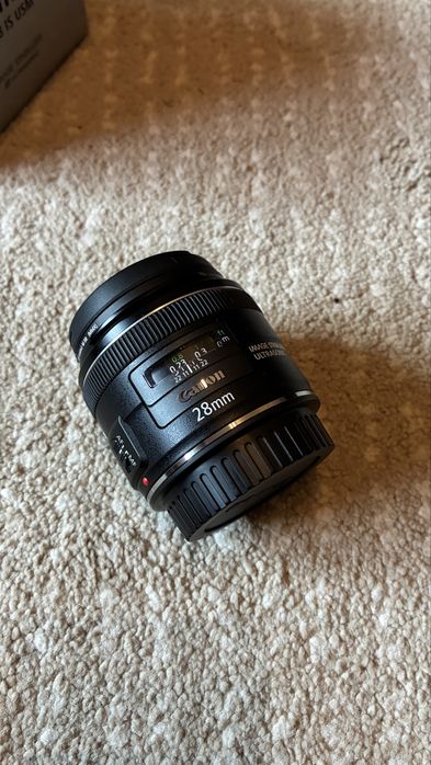 Canon EF 28mm f2.8 IS USM