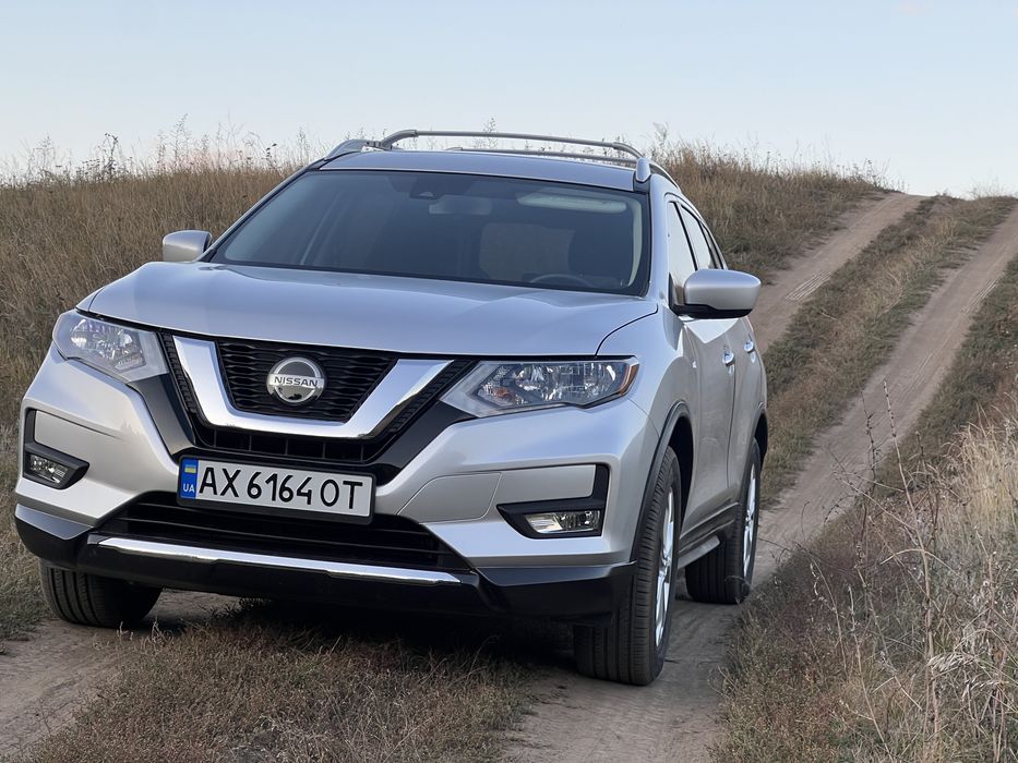 Ніссан Рог Nissan Rogue