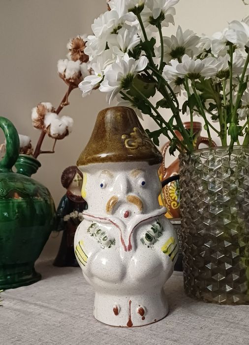 Українська кераміка.Дід- Гуцул.