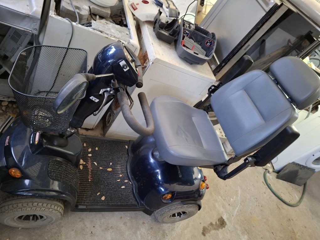 Carro cadeira de rodas eletrico