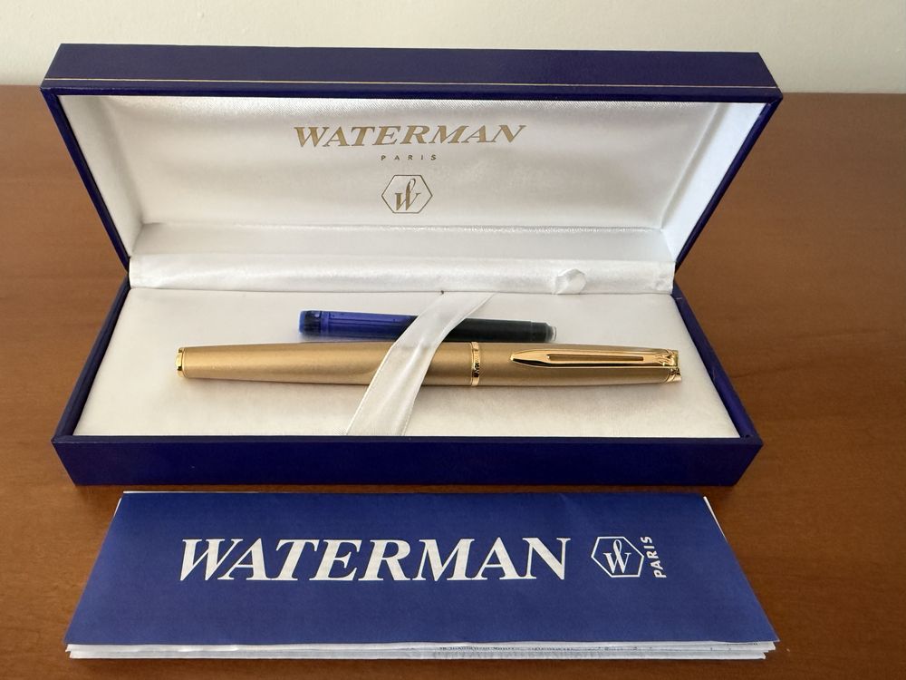 Caneta Waterman em Dourado e Roller Ball Dourada Mate