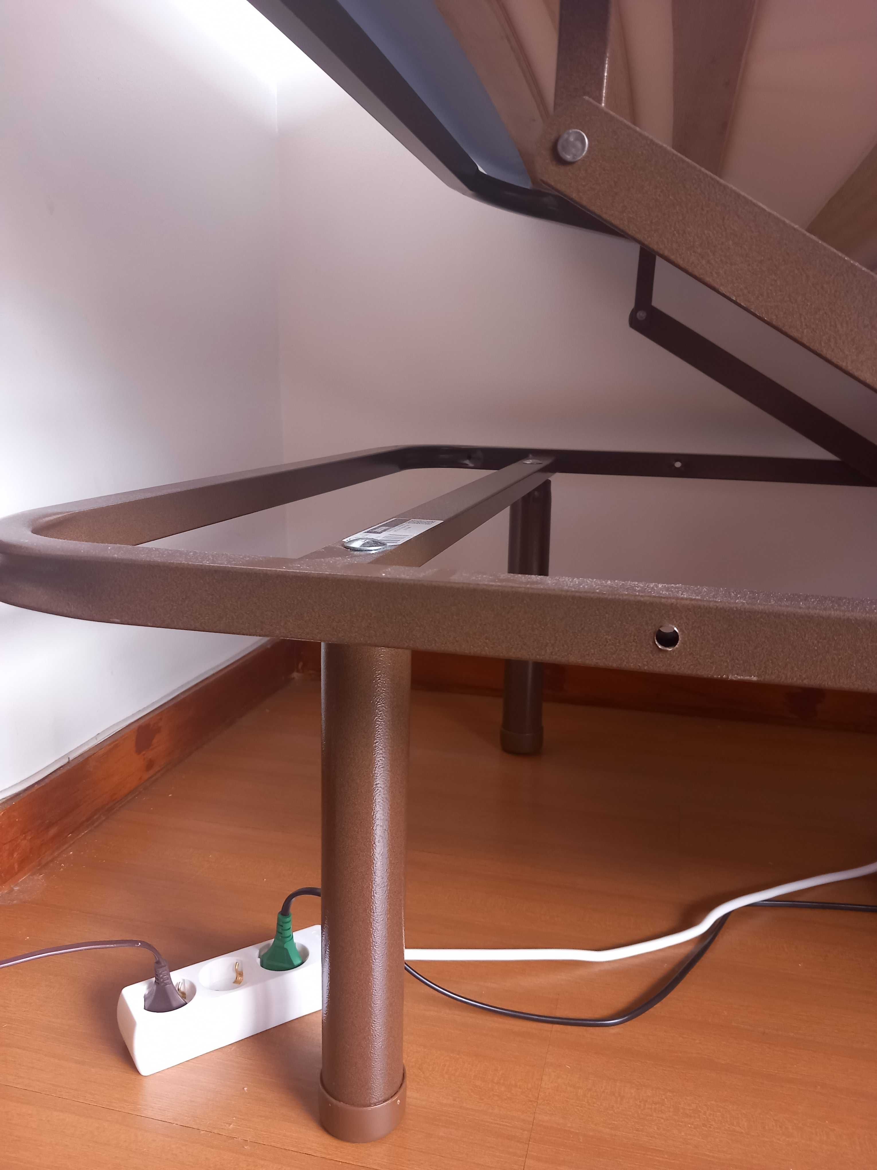 Cama solteiro articulada e elétrica + Colchão (AMBOS COMO NOVOS)