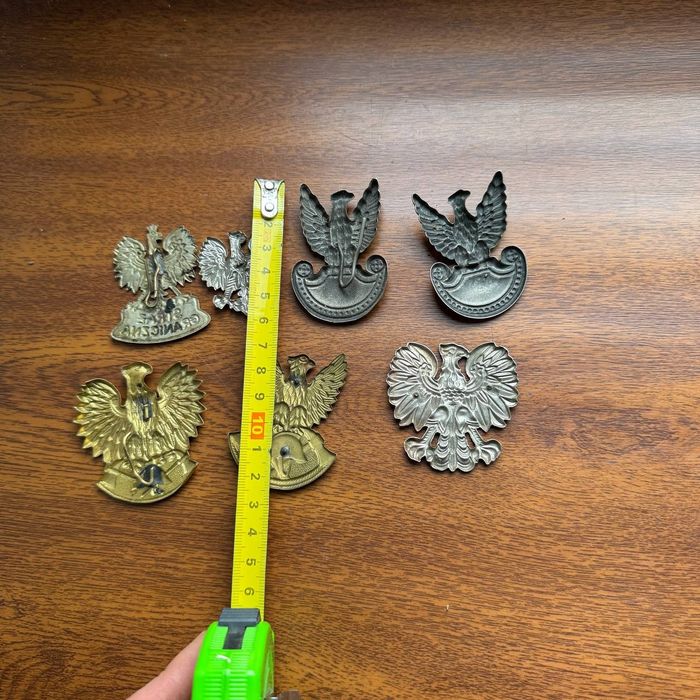 Orzełki zestaw PRL + Straż graniczna nowszy