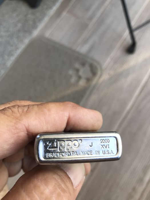 Zippo USA dezembro de 2000