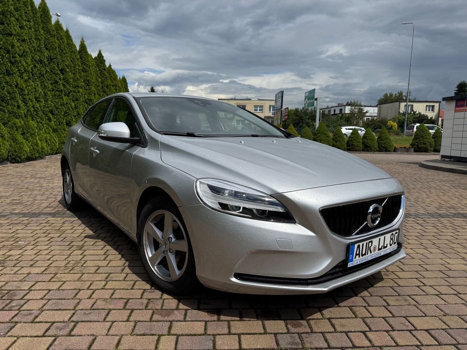 Volvo V40 Śliczne VolvoV40 2.0D.120KM Full Ledy Navi Parktroniki Tempomat 6biegó