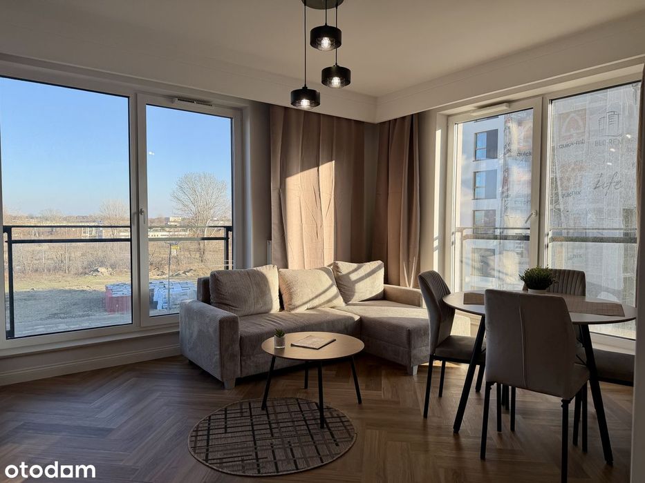 Komfortowe 3 pokojowy apartament (Praga Północ) - Nowe