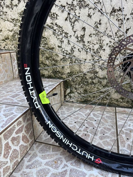 Bicicleta rockrider ST530 praticamente nova