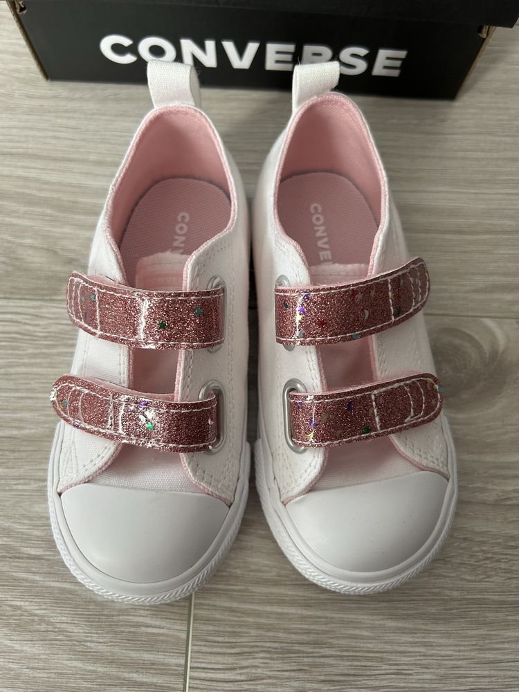 Взуття Кросівки Кеди Converse на липучці для дівчинки нові 24 розмір
