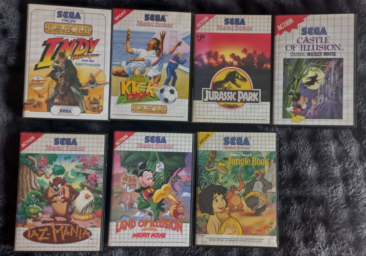 8 jogos, 7 com caixa + 1 cartucho Master System
