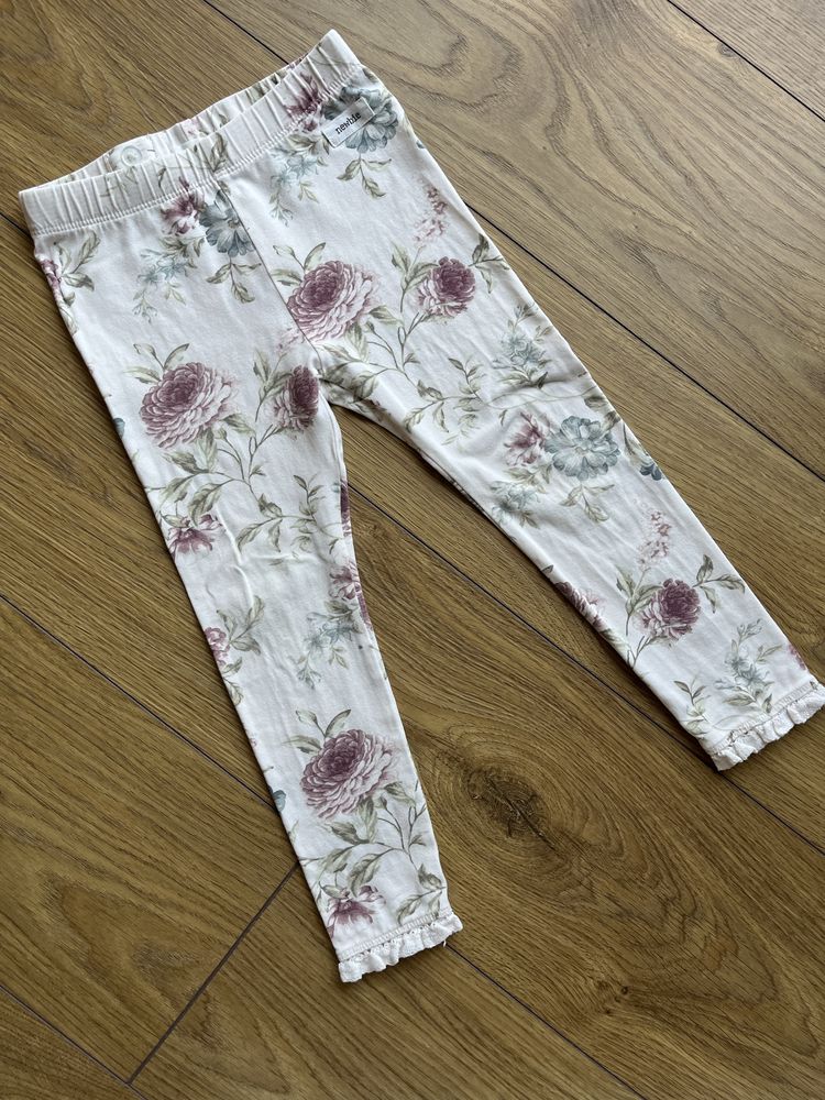 Legginsy w kwiaty Newbie