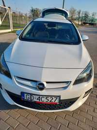 Opel Astra J Sports Tourer 1,6 diesel 2014r