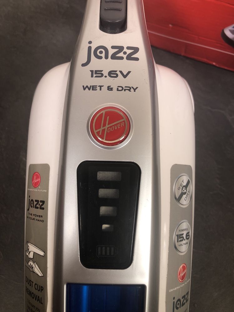 Аккумуляторный пылесос Hoover Jazz Wet&Dry SM156WD4