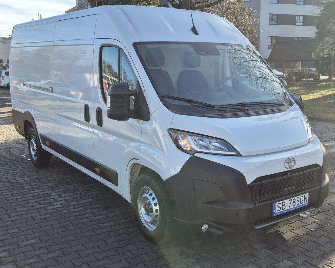 Wynajem Busa Busów Fiat Ducato Toyota Proace Max L4