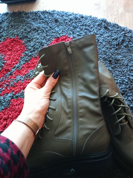 Buty trapery glany butelkowa zielen nowe