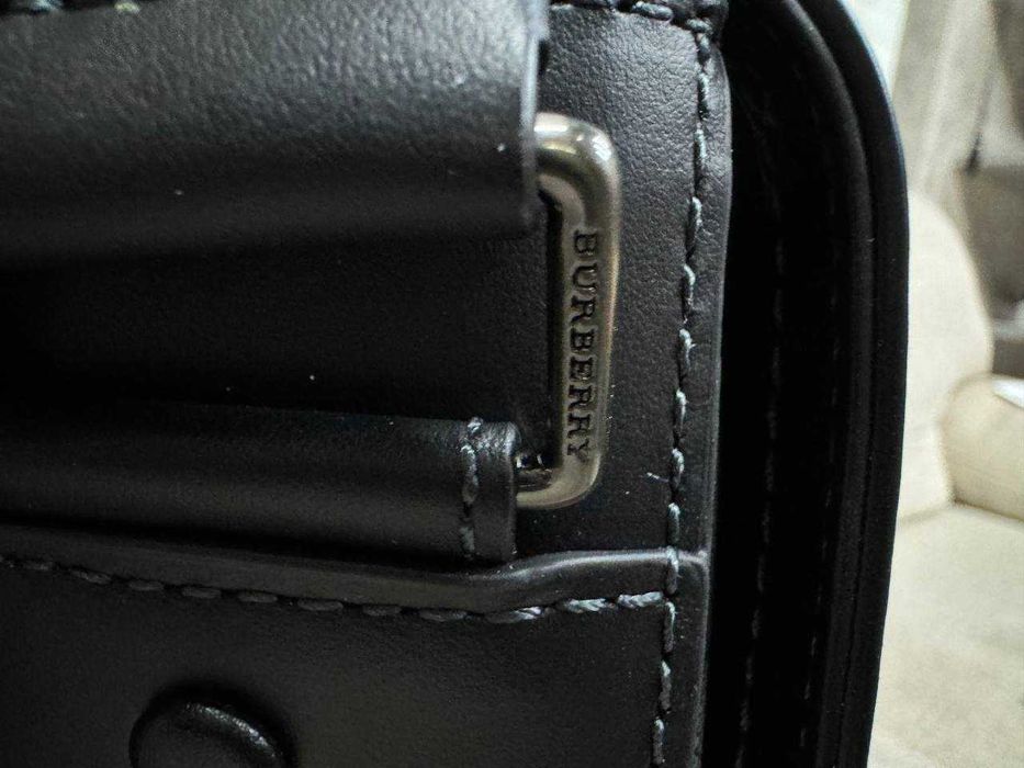Продається оригінальна чоловіча сумочка Burberry