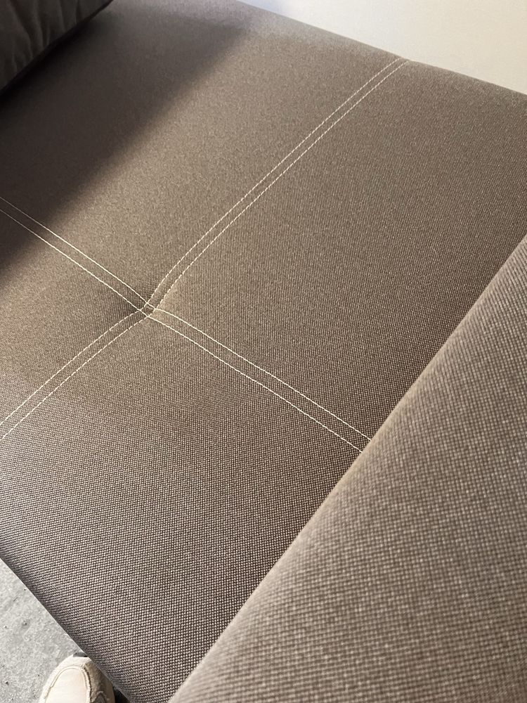 Rozkladana sofa amanda