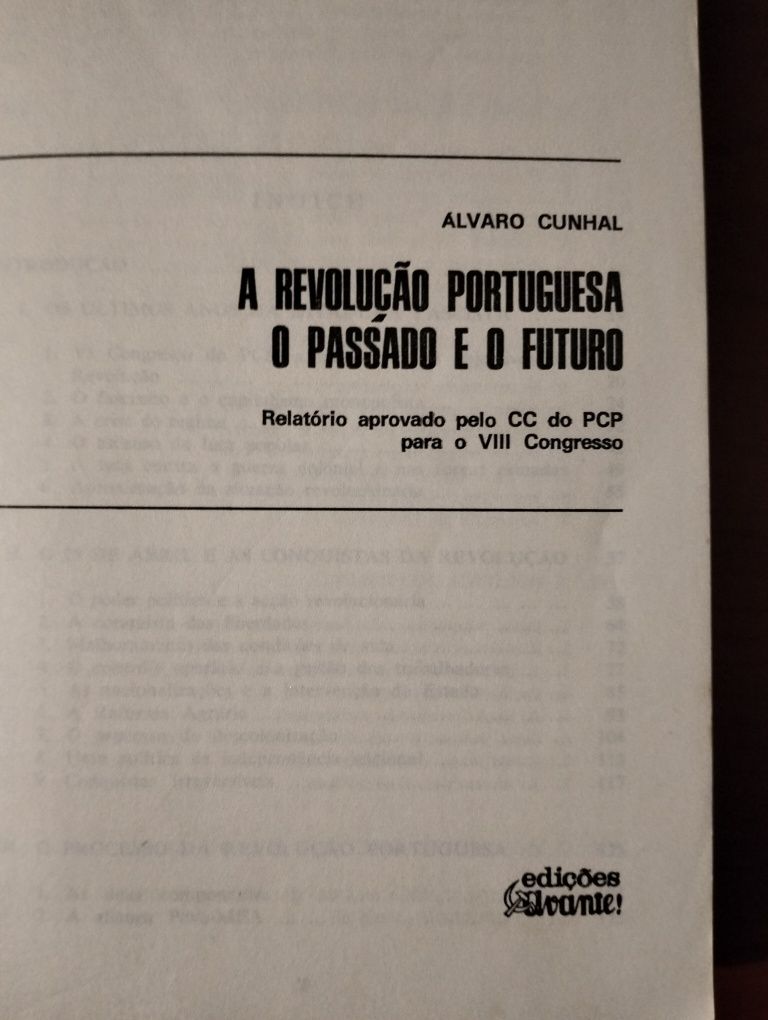 Livro A Revolução Portuguesa - Álvaro Cunhal