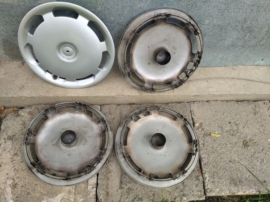 Продам ковпаки б\у  R15 в ганому стані