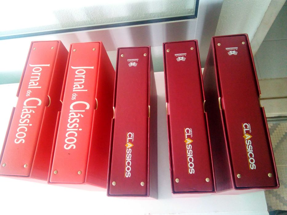 colecção de revistas encadernadas "Jornal dos Clássicos"