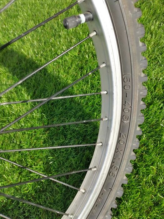 BICICLETA BTT RODA 20 com Shimano e suspensão