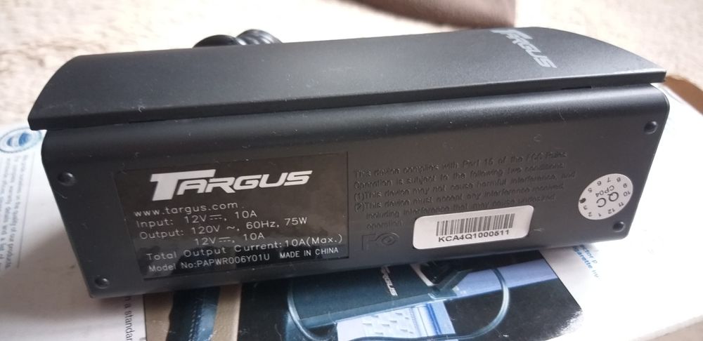 Targus Power Station інвертор DC12V в AC 120V