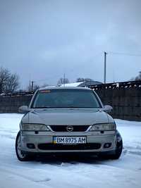 Opel vectra B 1.8