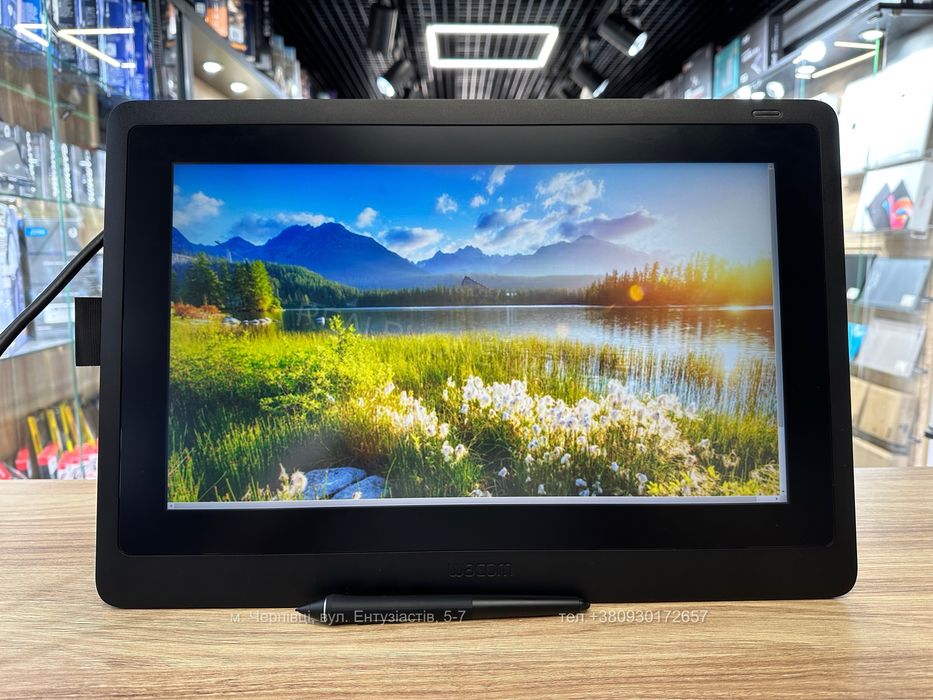 Графічний планшет Wacom Cintiq 16 (DTK-1660)