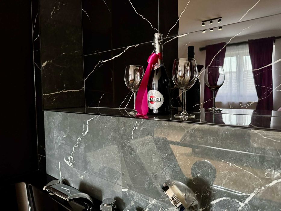 Wynajem nowocznego Apartamentu w korzystnej cenie/wanna z hydromasazem