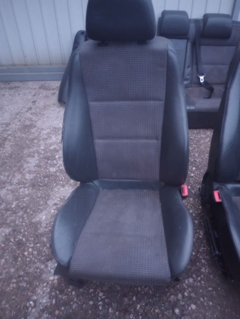 Opel Vectra C fotele HB
