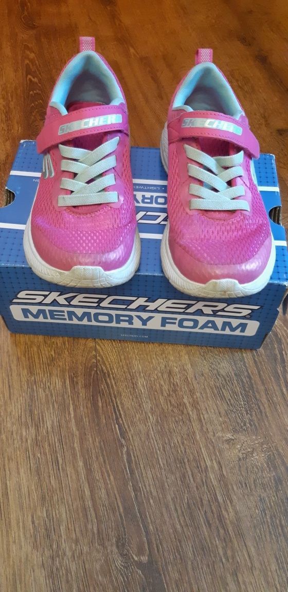 Детские кроссовки Skechers