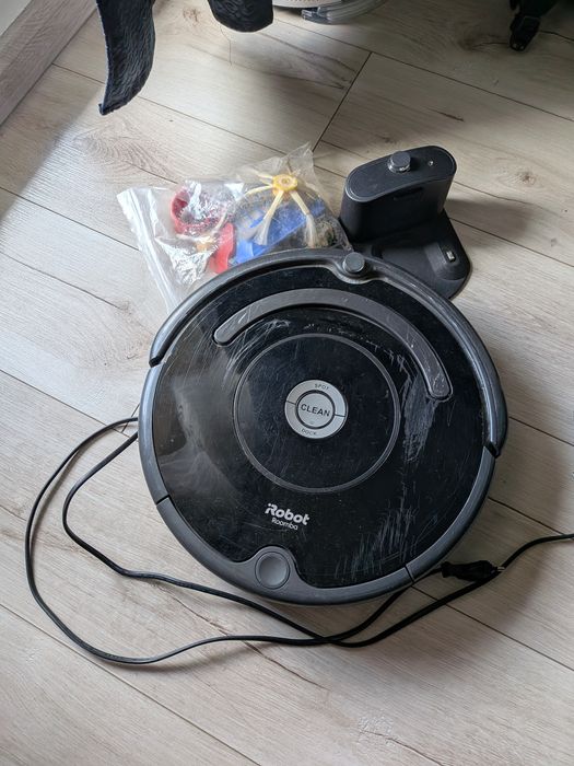 Roomba 671 uszkodzona