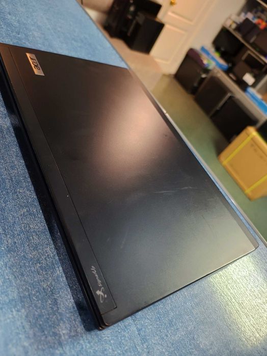 Ноутбук Acer TravelMate 8572G i3-330m/DDR3/SSD240Gb/GT310m 512Mb