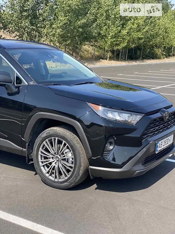 Продам Тойота RAV4