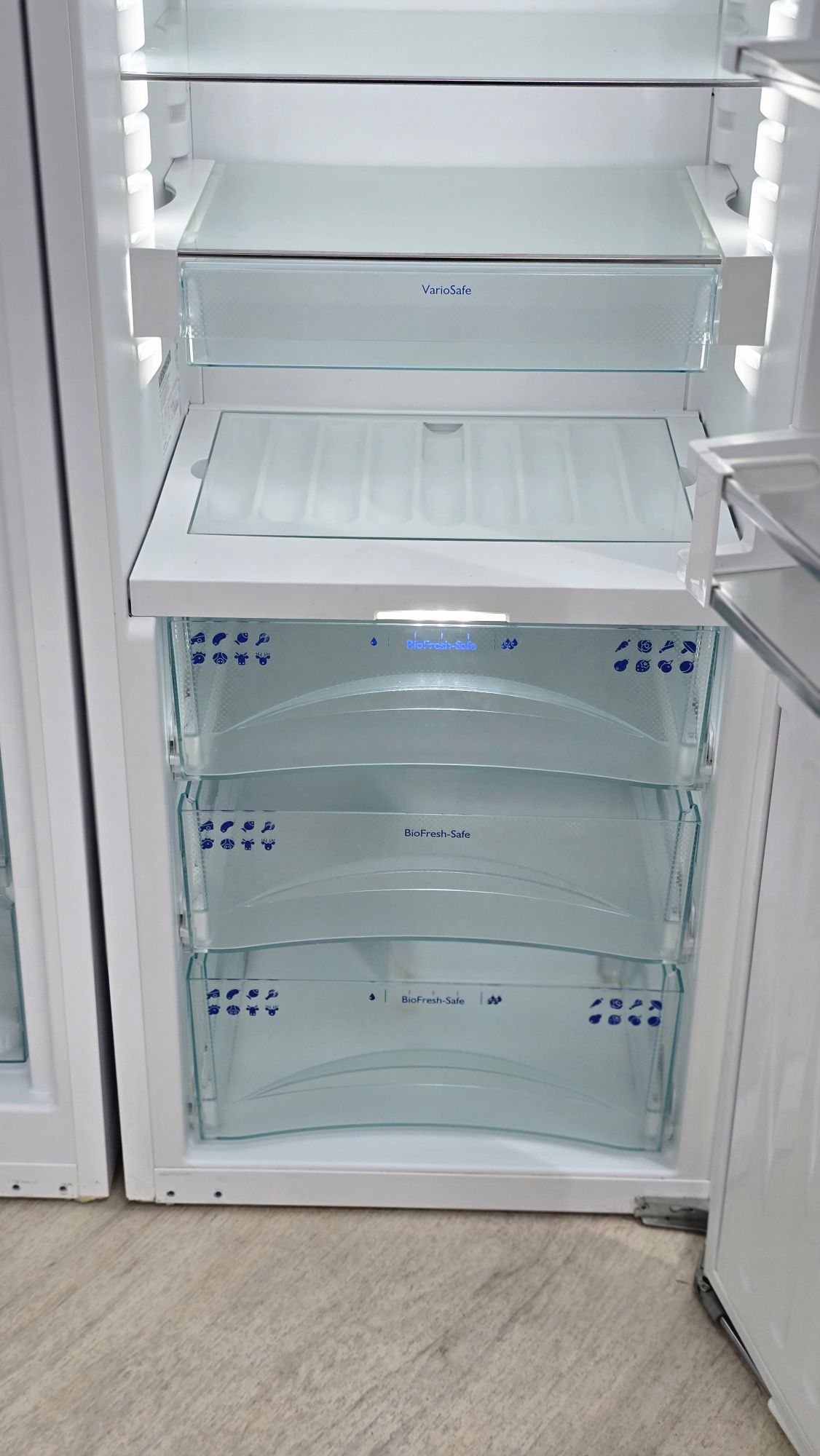 Холодильник + Морозилка SIDE-BY-SIDE  Liebherr Топ.стан 1.77см NoFros