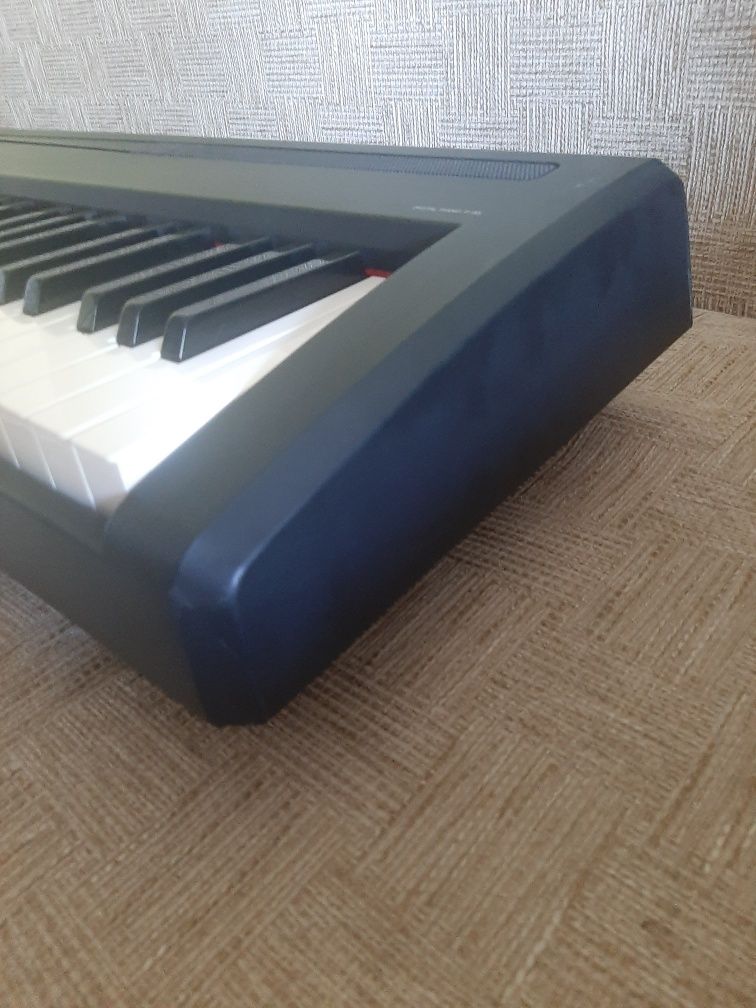 Цифрове піаніно Yamaha P- 85