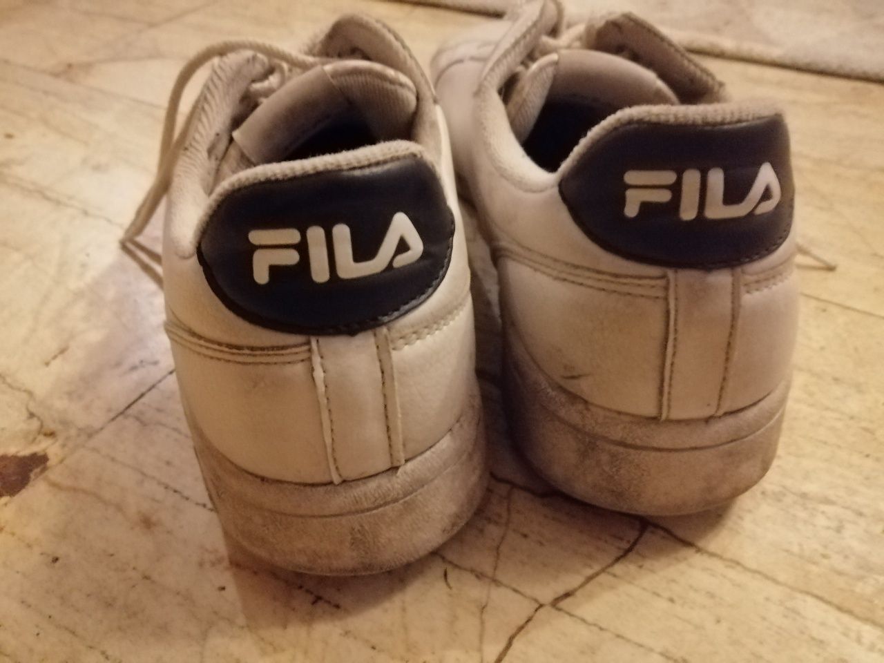 Adidasy Fila nr 45