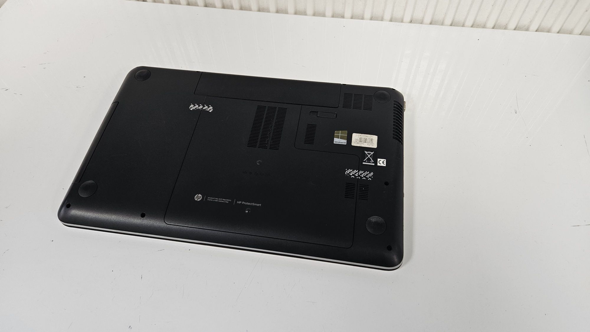 Duży HP Pavilion 17 17,3/A8-5500M/12GB/256SSD/WIN10